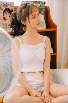 老师怎么会在这里第一季免费观看完整版